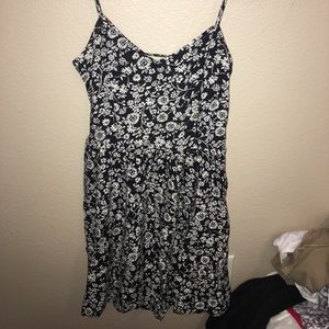 LA HEARTS size small flower print dress